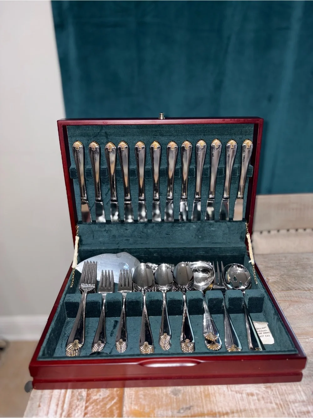 Royal Prestige 18/8 Stainless Flatware Set 65+ Pc w/ Wallace Cherrywood Case